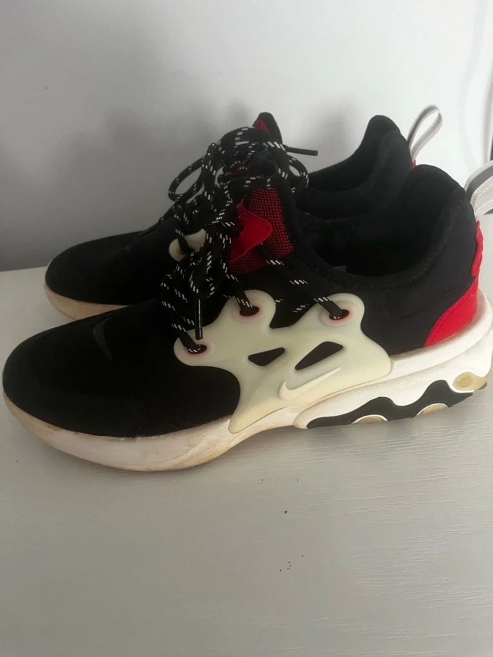 Nike Kids Black & Red Athletic Sneakers with Cream Accents